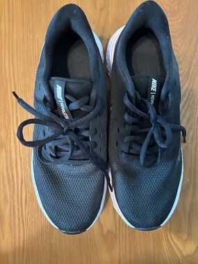 Nike women’s Running Shoes